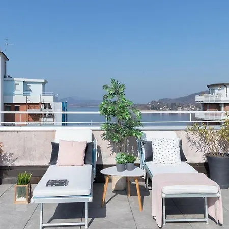 Appartement Tolle Ferienwohnung In Mit Eigenem Balkon Und Nah Am Strand